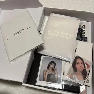 LE SSERAFIM 2024 SEASON'S GREETINGS