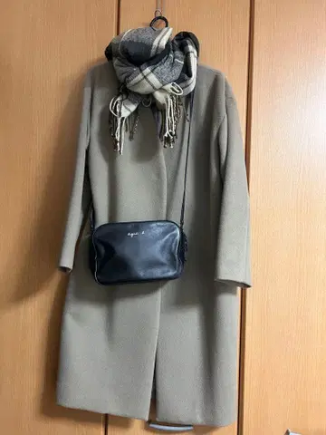 agnis b. 블랙 가죽 숄더백