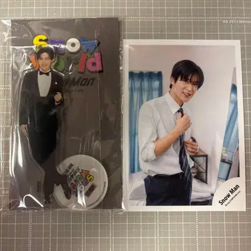 메구로 렌 아크릴 스탠드 공식 사진