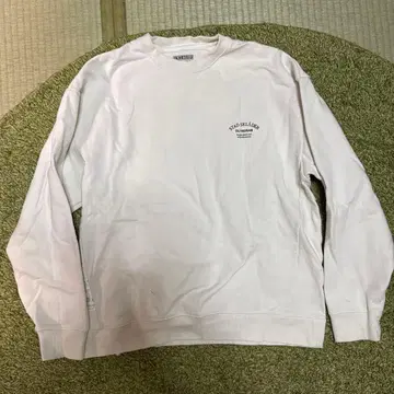 OLIVE DRAB 로고 맨투맨 화이트