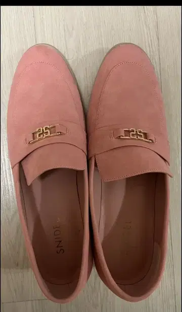 SNIDEL 핑크 스웨이드 로퍼