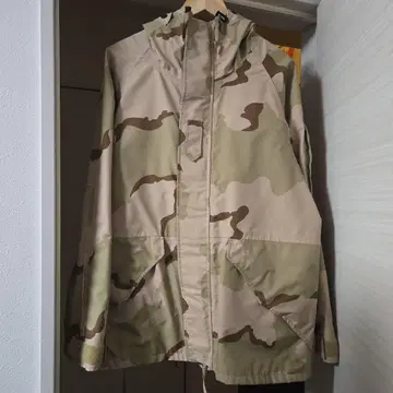 디저트 카모플라쥬 밀리터리 자켓 M