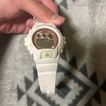 카시오 G-SHOCK mini