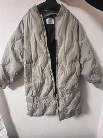 ZARA 그레이 다운 자켓 M