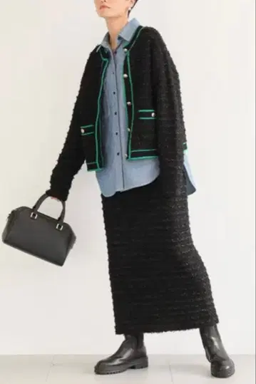 밴야드 스톰 <셋업 가능> 트위디 니트 스커트 블랙