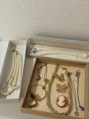 액세서리 세트 생전 정리