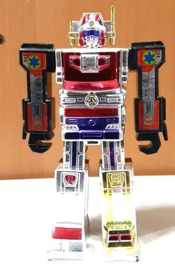 레트로 일본제 플라스틱 히어로 빅토리 로보 (구급전대 고고파이브)