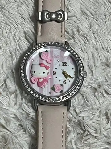 헬로키티 손목시계 한정품
