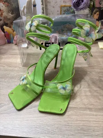 YELLOW dream garden 샌들 버터플라이 샌들 M