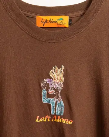 레프트 얼론 롱 T 브라운