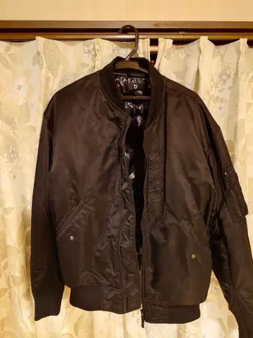 유니클로 MA-1 블루종