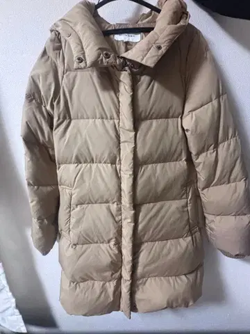 MOUSSY 베이지 다운 자켓 후드 부착