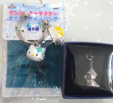 헬로키티 키티 산리오 미니 방울 달린 키링 참