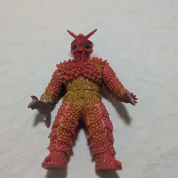 BANDAI 울트라 괴수 야풀인