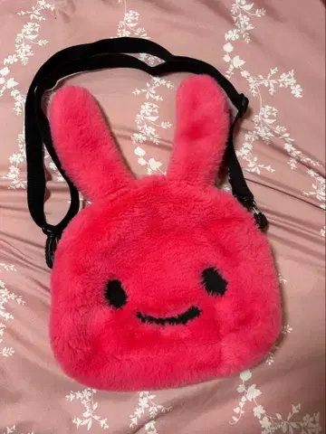 CUNE 큔 복슬복슬 토끼 숄더백 대