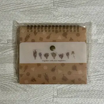 WEST. 사진 앨범 패밀리 클럽 스토어