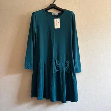 리본 포함 다크 그린 긴팔 튜닉