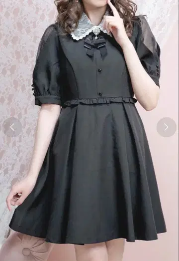 ROJITA 레이스 블랙 미니 원피스 반팔