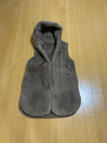 가격 인하 브라운 퍼 베스트 후드 부착 Ageu