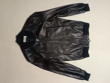 블랙 가죽 자켓