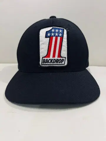 BACKDROP 백드롭 자수 로고 캡 블랙