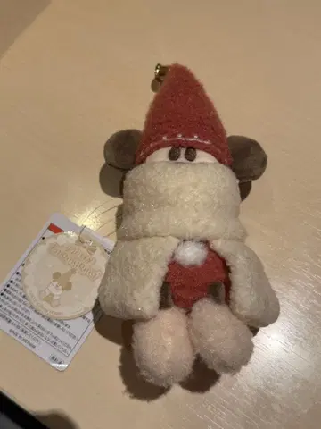 릴린린 봉제 인형 배지 빨간색