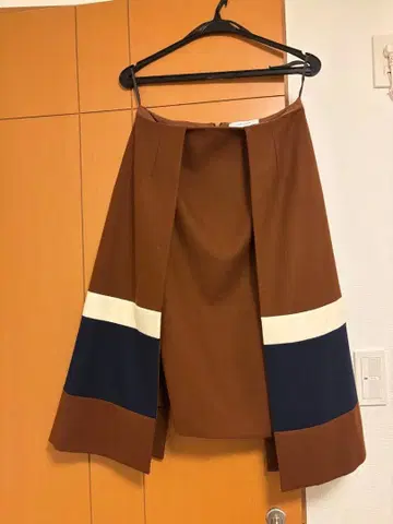 ADORE 플레어 스커트