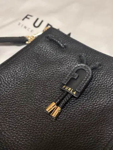 FURLA 숄더백 아테나 블랙 1648 가죽 사선 복조리