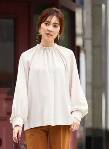 ICB 백새틴 조젯 블라우스