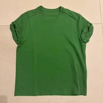 그린 컬러 크루넥 T셔츠 반팔 새상품
