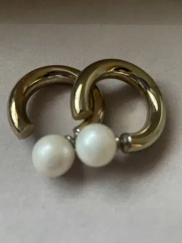 ETRETOKYO 펄 장식 후프 귀걸이 2way