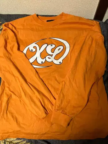 XLARGE 오렌지 롱 슬리브 T셔츠