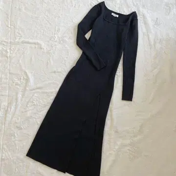 blondey 브론디 스퀘어 리브 니트 원피스 블랙 롱