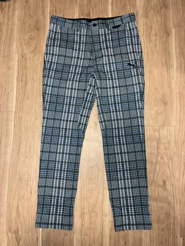 PUMA 그린 계열 체크 팬츠