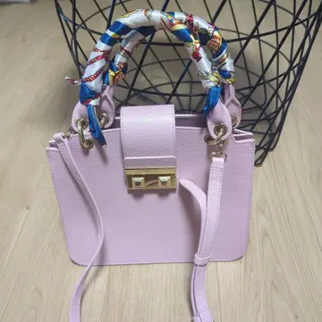 Furla 핑크 숄더백 스카프 덤 포함