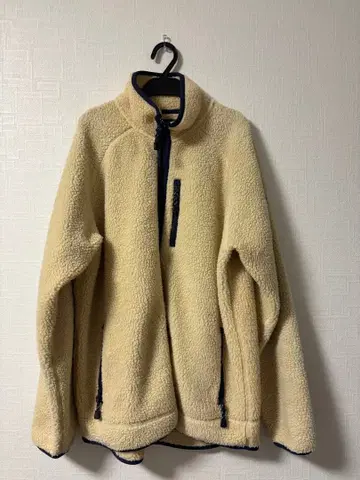 EDWIN 플리스 자켓 크림색