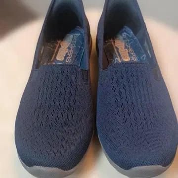 SKECHERS 네이비 슬립온 여성용 23.5cm 컨디션 최상