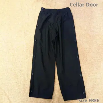 1회 착용 세라 도어 와이드 팬츠 네이비 프리 사이즈 이탈리아