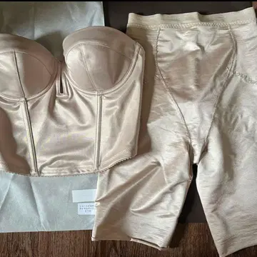 숏 뷔스티에 거들 결혼식