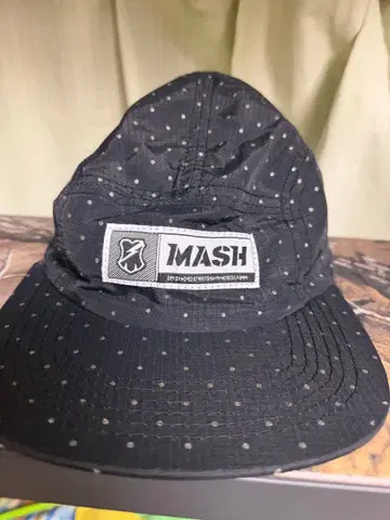 MASH 도트 무늬 캡