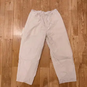 알테포베라 베이지 와이드 팬츠