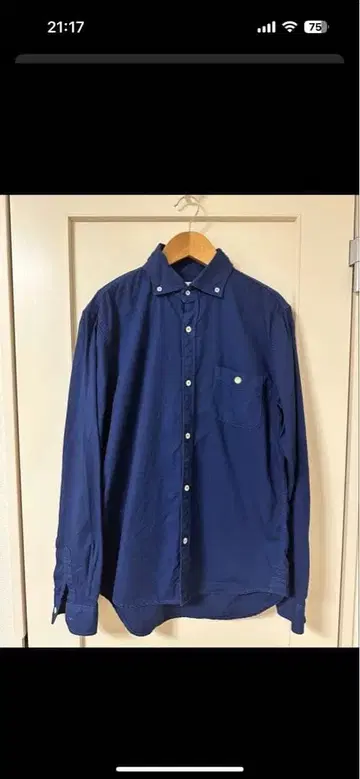 반스 아웃피터스 네이비 버튼 다운 긴팔 셔츠