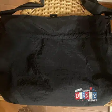 도쿄 디즈니 리조트 숄더백 블랙