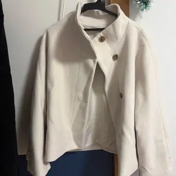 GU 코트 L 사이즈