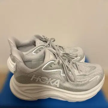 HOKA 클리프톤10 와이드 23cm 아이스 그레이