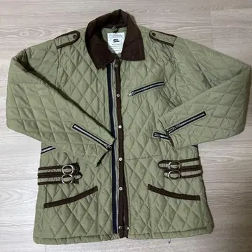 Stage Quarter 퀼팅 자켓 올리브 그린