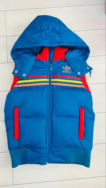 adidas 후드 부착 다운 베스트 S