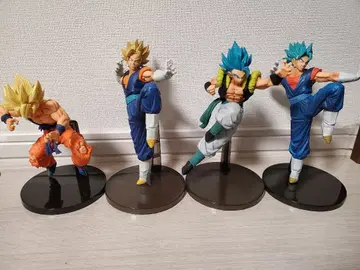 드래곤볼 손오공 FES 4체 세트