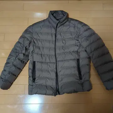 유니클로 +J 다운 자켓 L 사이즈