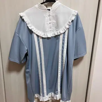 노에미 스카이블루 계통 의류